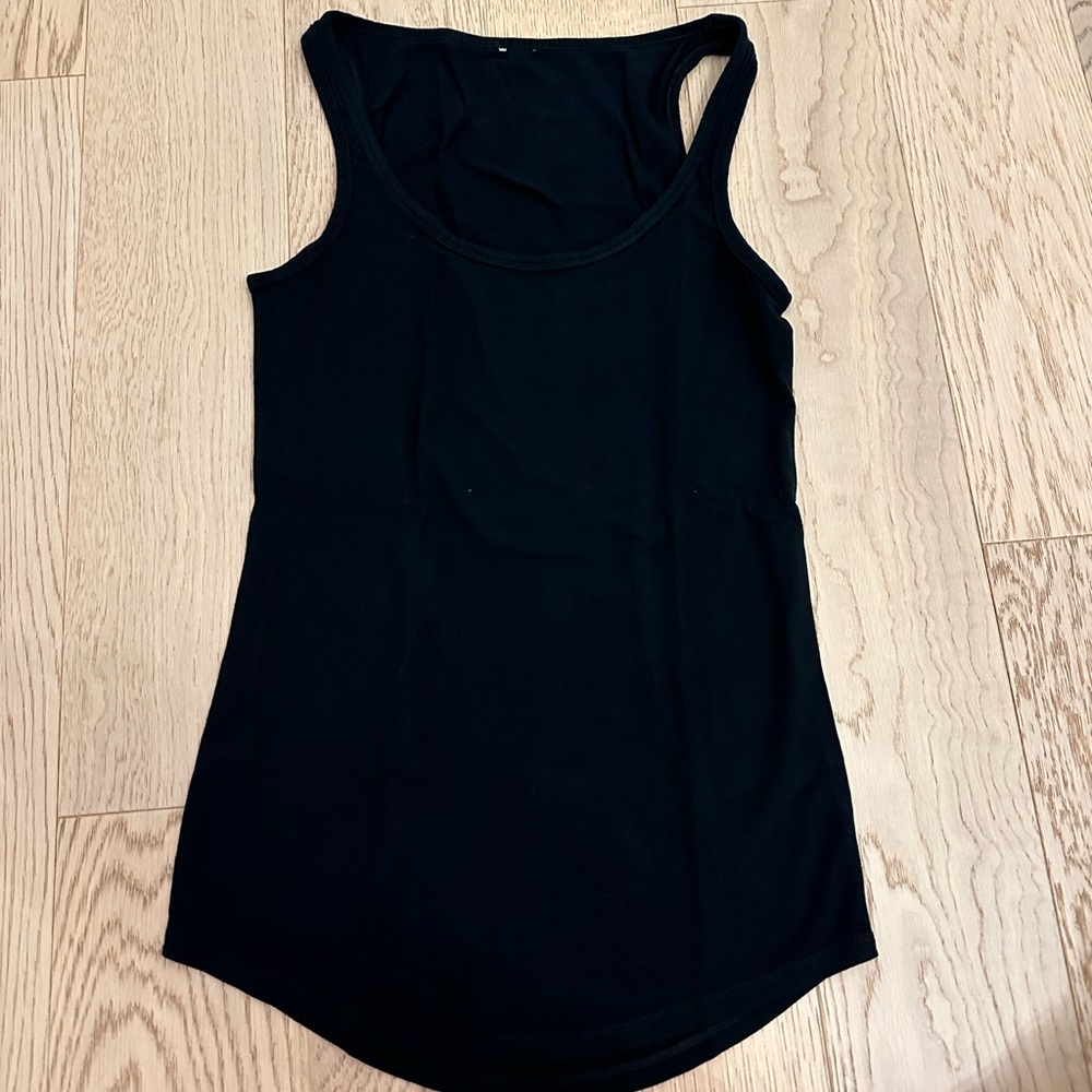 Kit and ace tank top